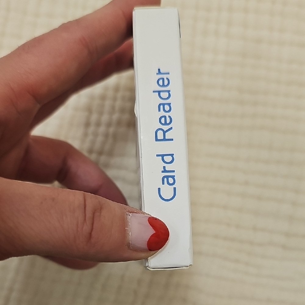 Universal White Card Reader Adapter - Picture 3 of 7